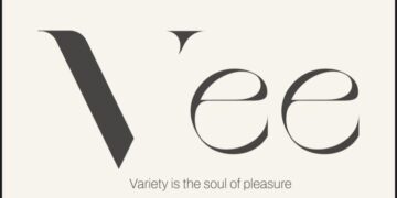 Vee».. علامة أزياء سعودية تُولد في مصر وتشق طريقها إلى الخليج بأسلوب يجمع الفخامة والراحة.