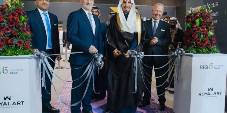 انطلاق دورة يناير 2026 من معرض Big 5 Construct Saudi مع تسليط الضوء على القيادة والابتكار في قطاع العمارة.